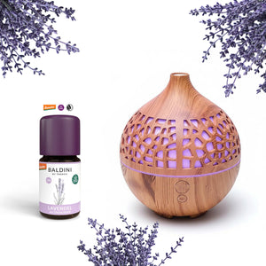 Abendritual mit Lavendelöl im Diffusor für besseren Schlaf